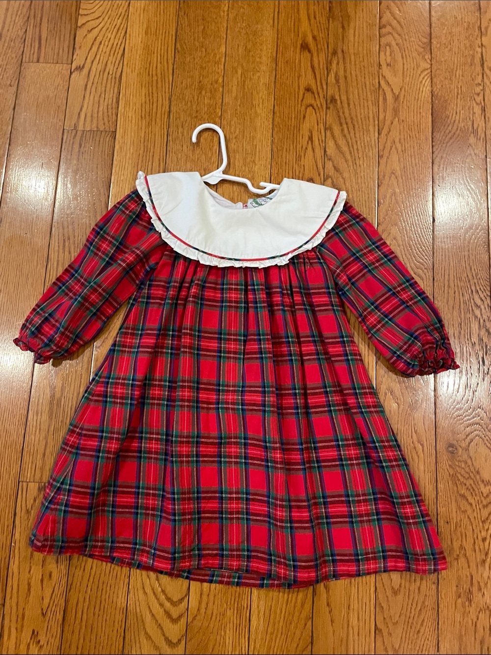Classic Red Plaid Girls' Costume Dress with White Collar. -Excelent condition